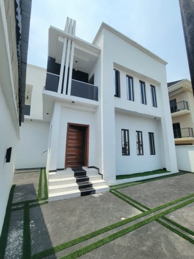 370 sqm 4 Bed Duplex at Sangotedo, Ajah, Lagos