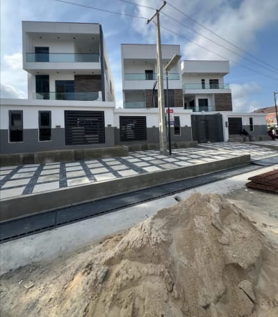 6 Bed House at Admiralty Way, Lekki, Lagos