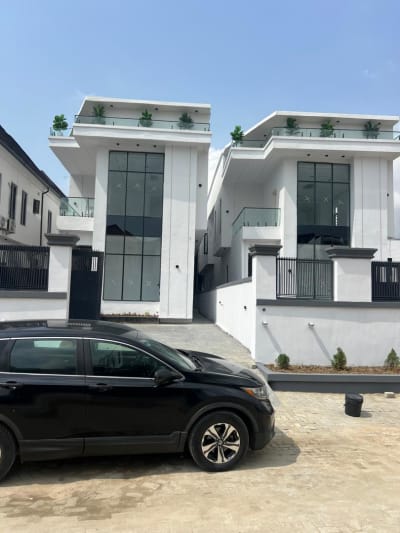 5 Bed House at Lagos