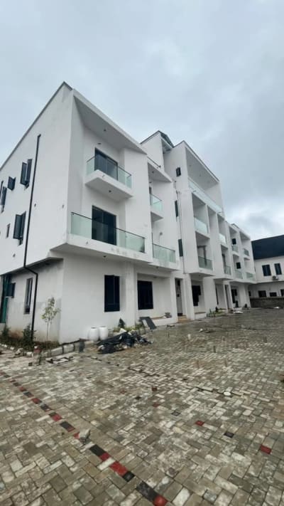 1 Bed Apartment at Lagos