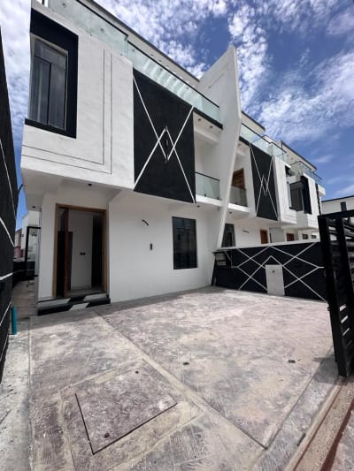4 Bed Semi detached at Chevron, Lekki, Lagos