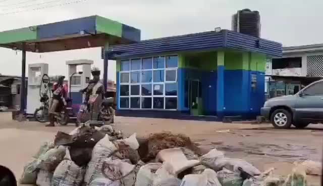 Filling station at Sagamu, Ogun
