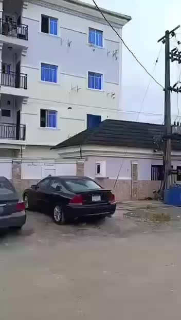720 sqm 3 Bed Apartment at Lagos