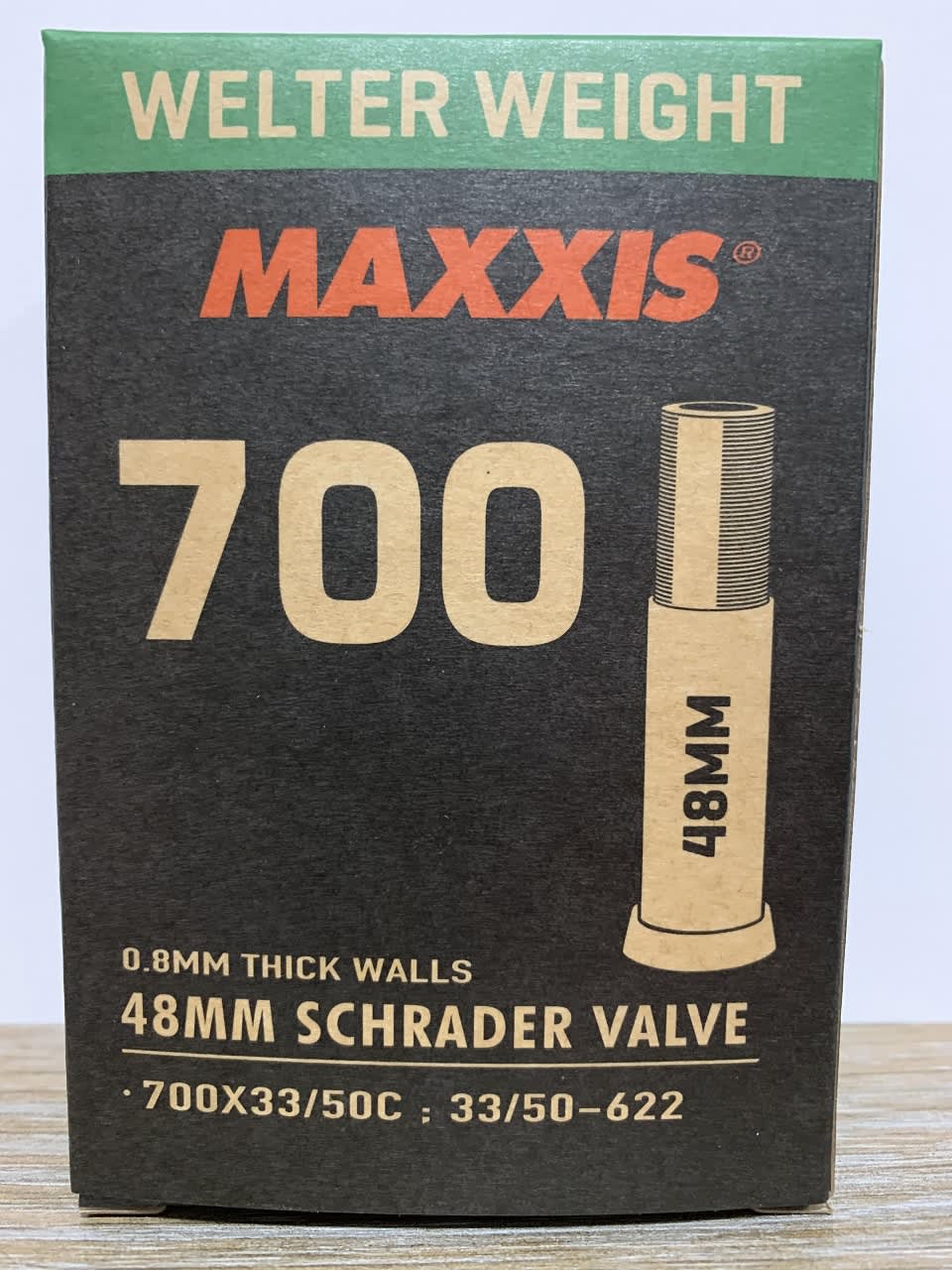 Камера MAXXIS WELTER WEIGHT 700X33/50C AV48