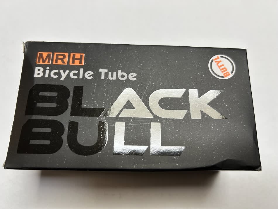 Камера 28x1.75/2.125 MRH Black Bull AV48mm 