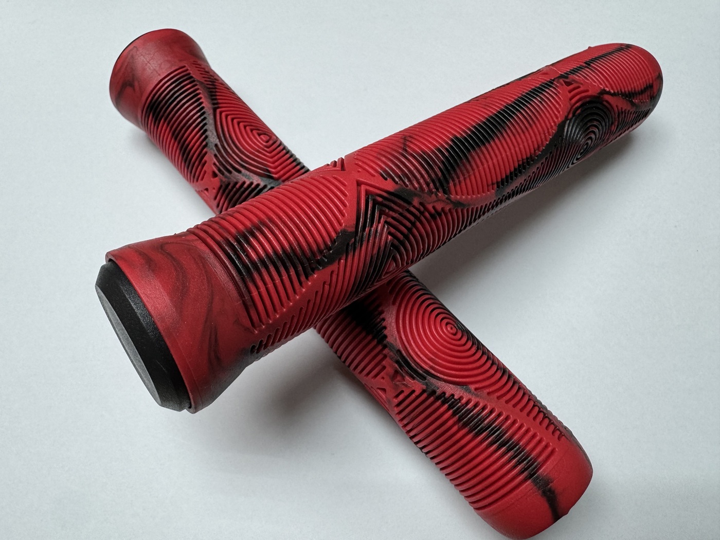 BE-COOL Гріпси 150mm CH-G160 червоні — зображення 1