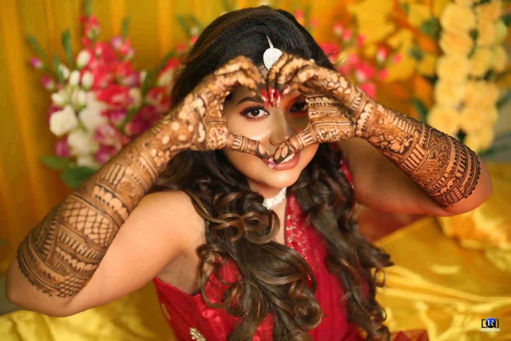 Bengali Bridal Mehndi Artist