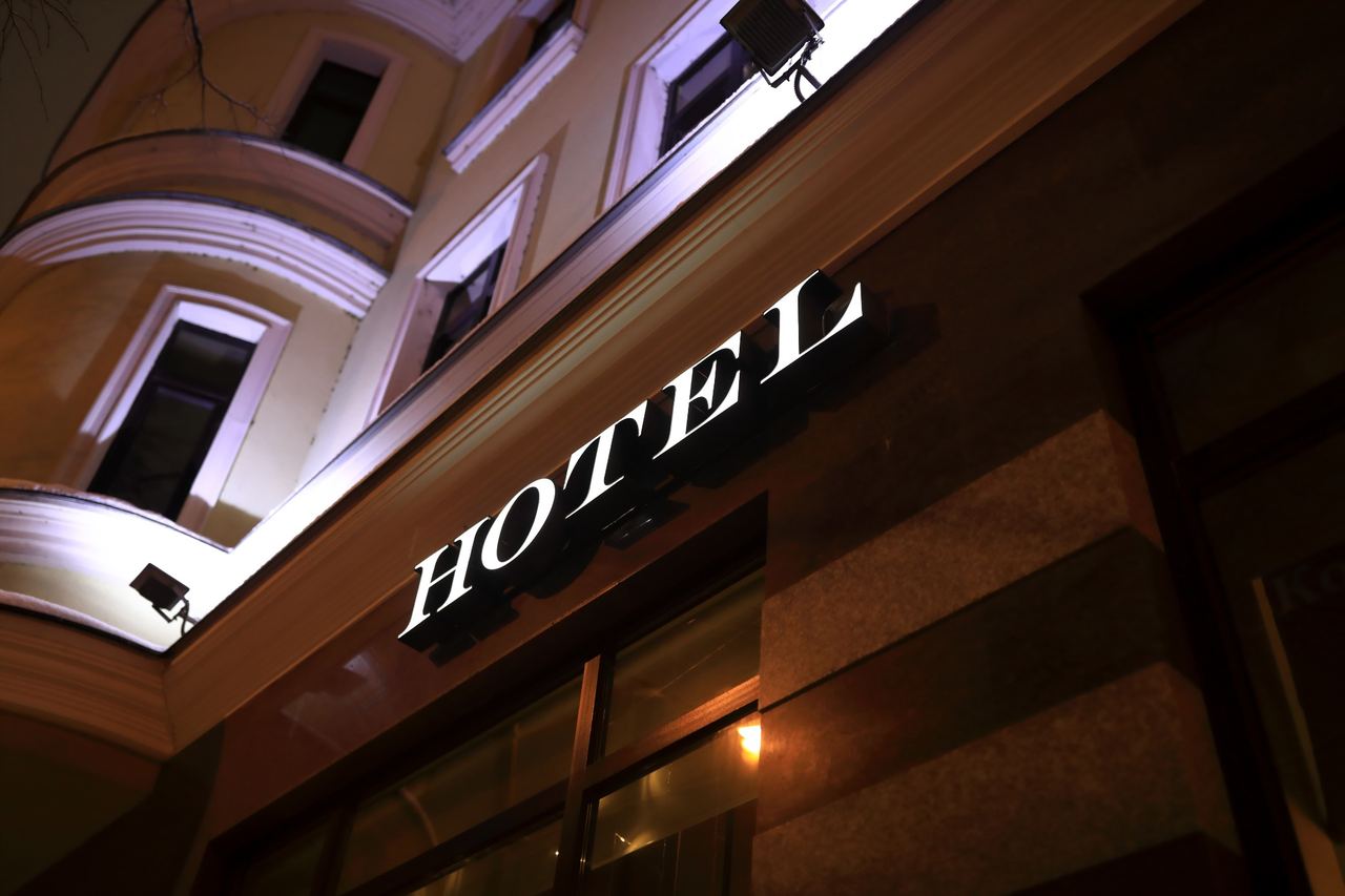 How to Market a New Hotel or Villa in Sri Lanka Before Opening