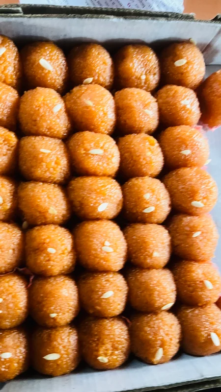 मोतीचूर का लड्डू