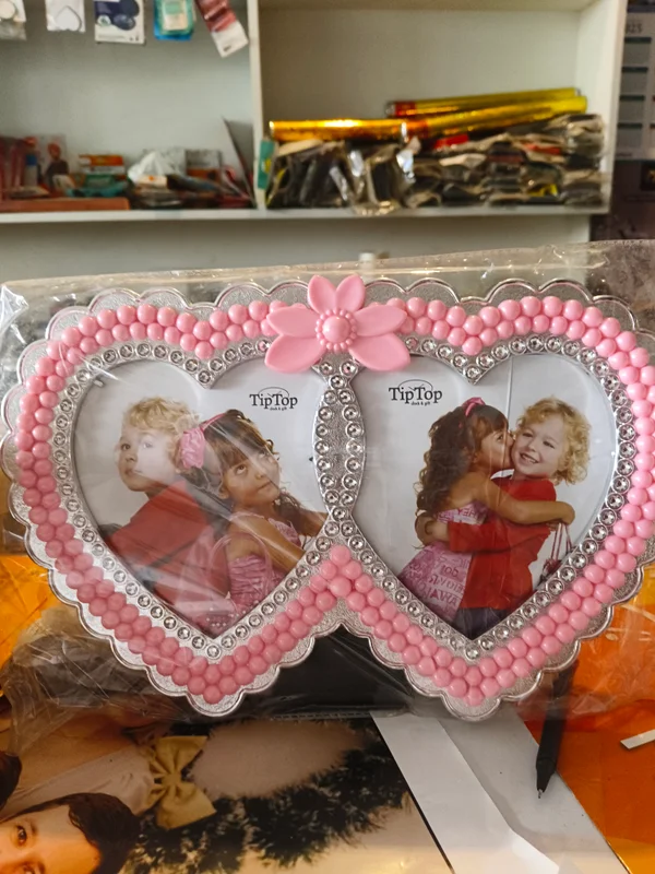 Plastic photo frame 