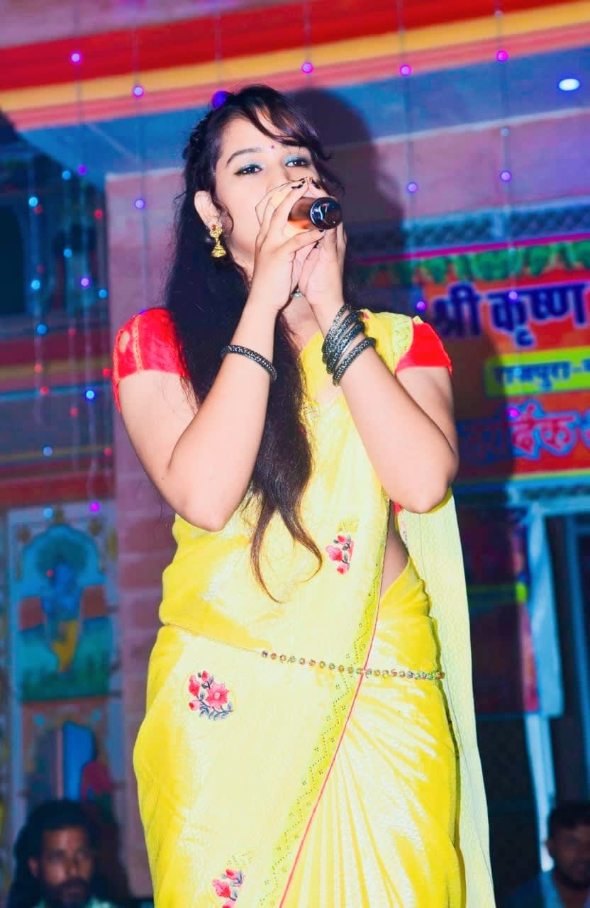 Stage Moment 13 — Anita Prajapat