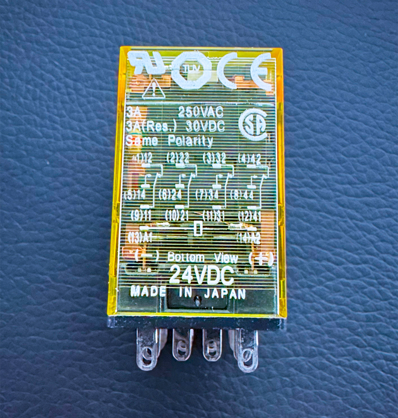 RU42S-CD-D24 IDEC Plug-in Power Relay 24VDC 3A 4PDT Bifurcated 