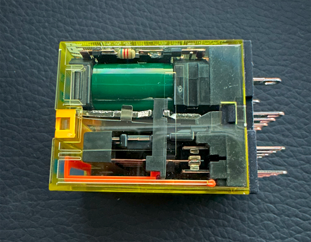 RU42S-CD-D24 IDEC Plug-in Power Relay 24VDC 3A 4PDT Bifurcated 