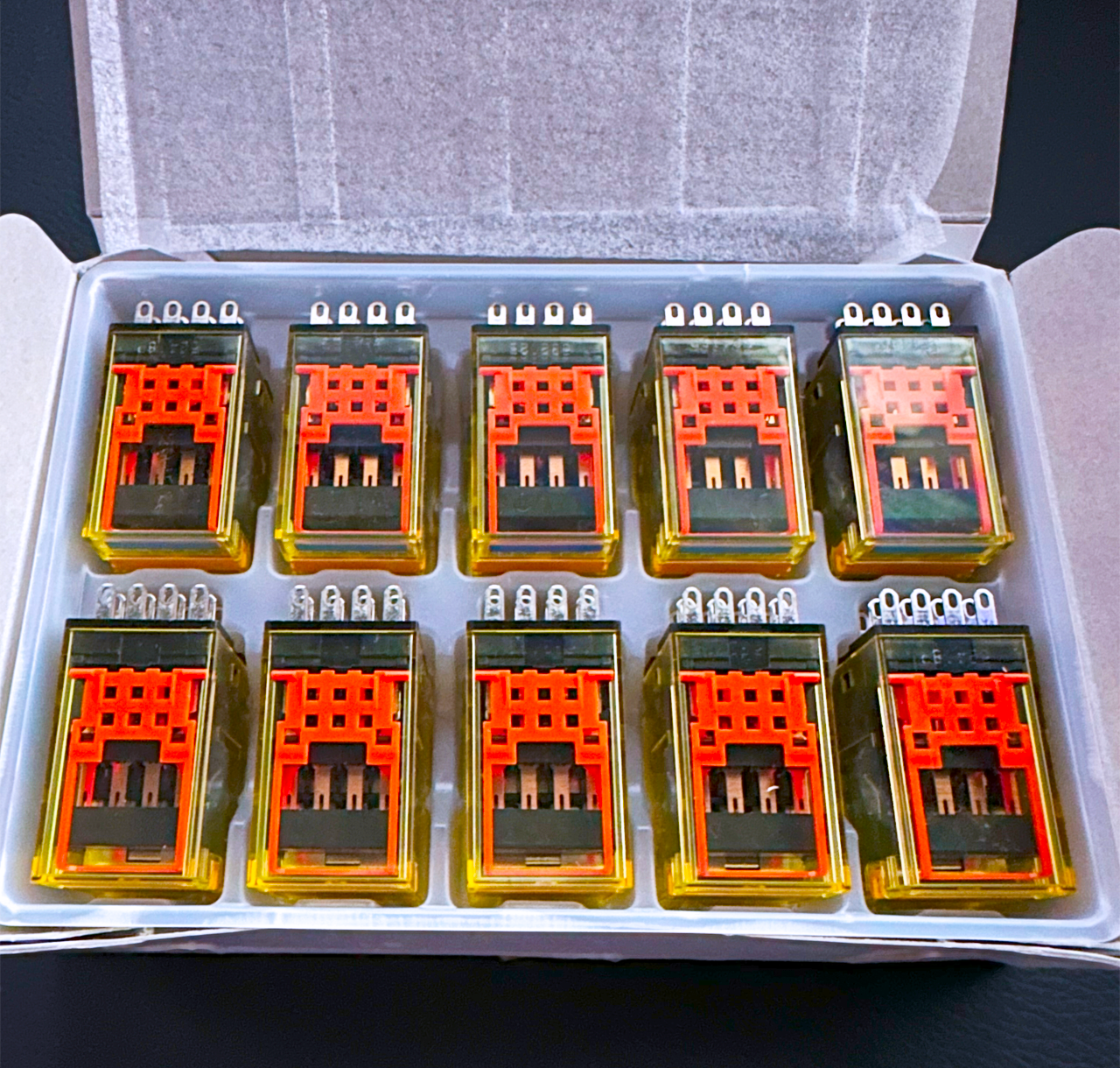 RU42S-CD-D24 IDEC Plug-in Power Relay 24VDC 3A 4PDT Bifurcated 