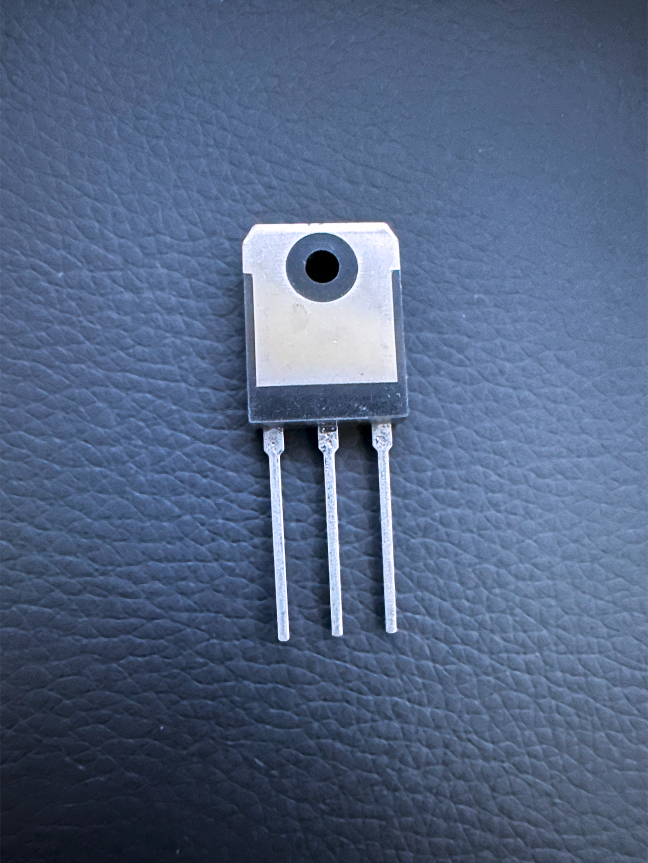 その他 T-T 1Pcs 2SK1488 K1488 Toshiba N-Ch Power MOSFET 500V 10A 0.75Ohm 125W