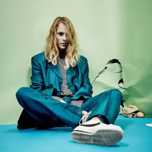 Marika Hackman