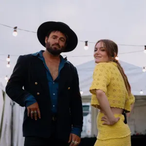 Angus & Julia Stone