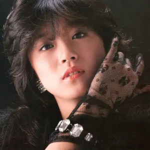 Akina Nakamori = 中森明菜*