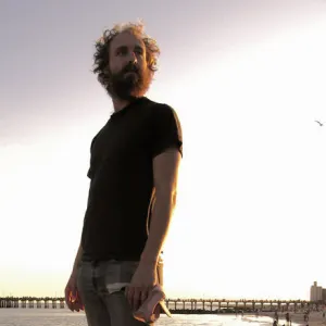 Phosphorescent