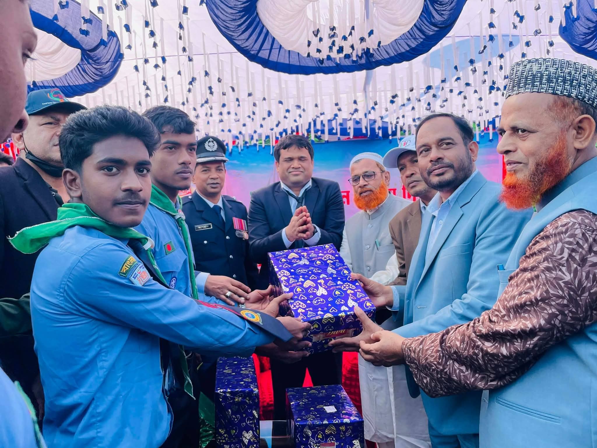 মহম্মদপুর উপজেলা প্রশাসন কর্তৃক আয়োজিত মহান বিজয় দিবস উদযাপন -২০২৫ - Album Cover