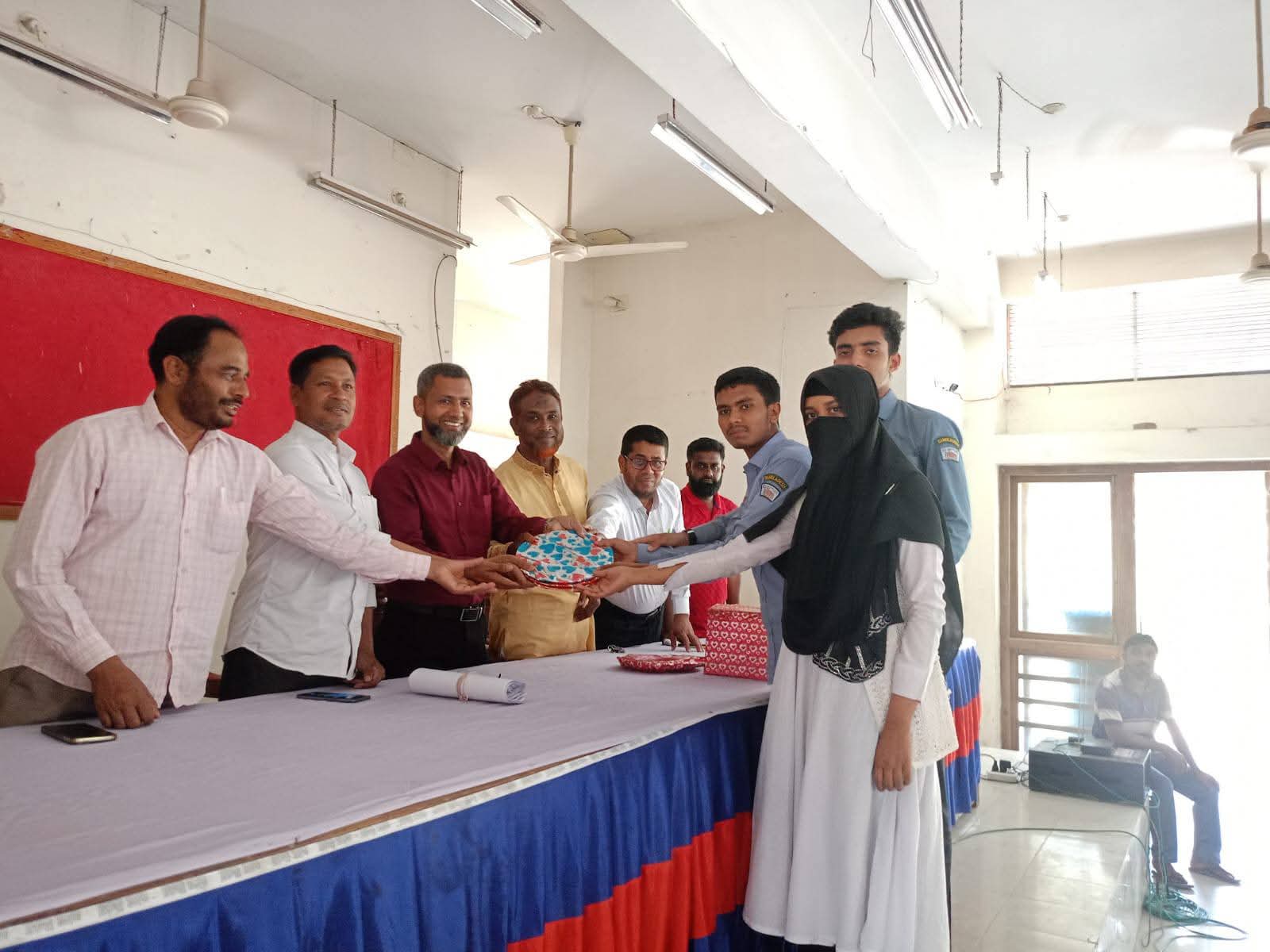 ৪৭ তম জাতীয় বিজ্ঞান ও প্রযুক্তি সপ্তাহ - ২০২৬ পলাশবাড়ীয়া মাধ্যমিক বিদ্যালয় - বিজ্ঞান অলিম্পিয়াডে ১ম এবং ৫ম এছাড়া বিজ্ঞান দলীয় কুইজে ১ম স্থান অর্জন করেছে। - Album Cover
