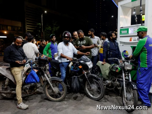 Pakistan Cuts Petrol and Diesel Prices for September 29