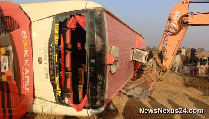 Five Dead, Over 27 Injured in Hafizabad Passenger Bus Crash