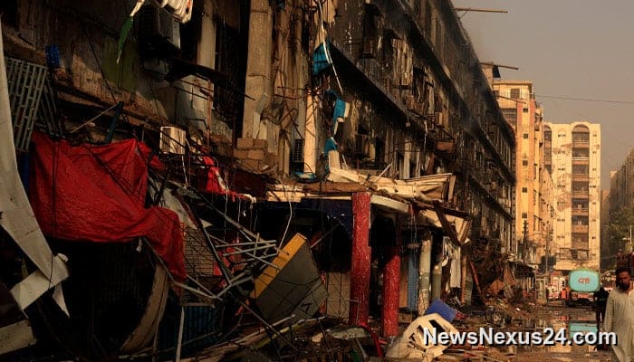 Gul Plaza traders demand aid, blame delayed response as losses mount in Karachi