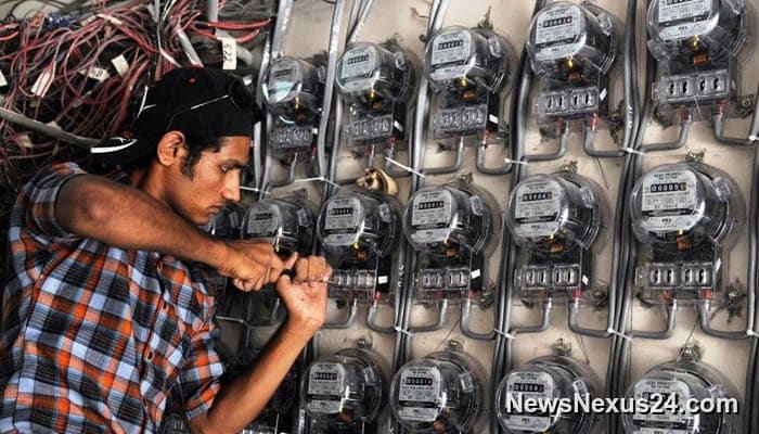 Govt proposes fixed power charges for homes, promises per-unit tariff cuts