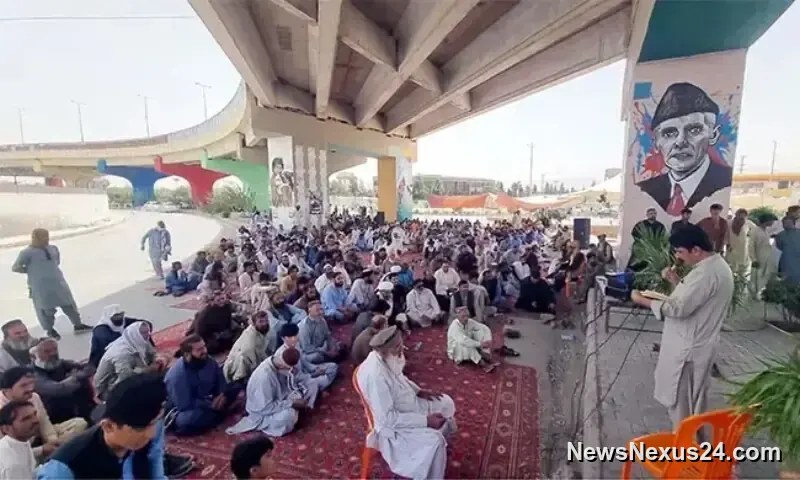 Quetta Sit-In Ends After Govt Deal With Martyred Police Families