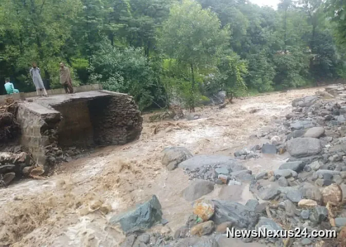 Flash Floods Hit Siran Valley and Balakot as Tourists Warned