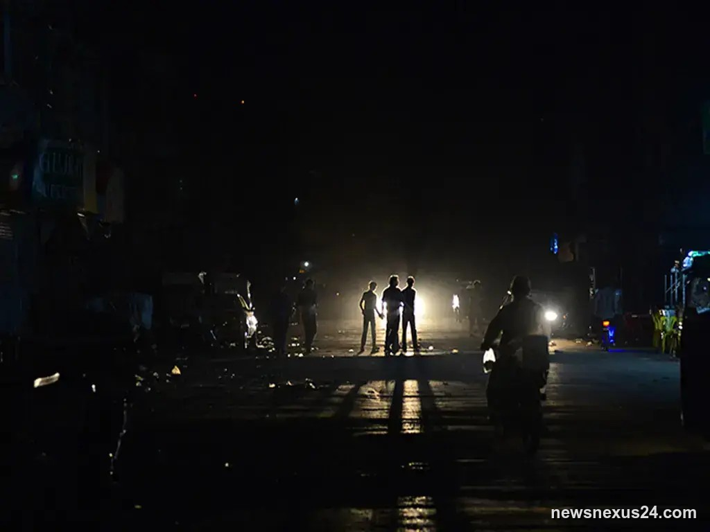 Pakistan Power Cuts Hit 16 Hours as RLNG Shortage Strains Grid