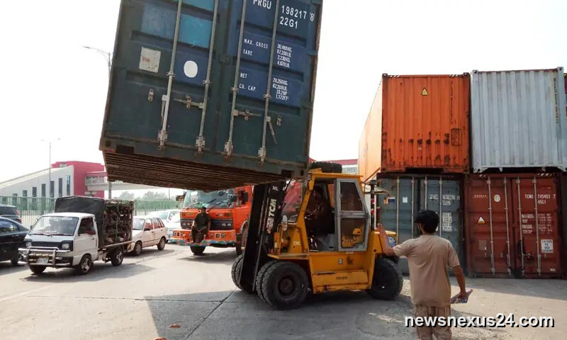 Security Tightened in Islamabad, Punjab Ahead of PTI March