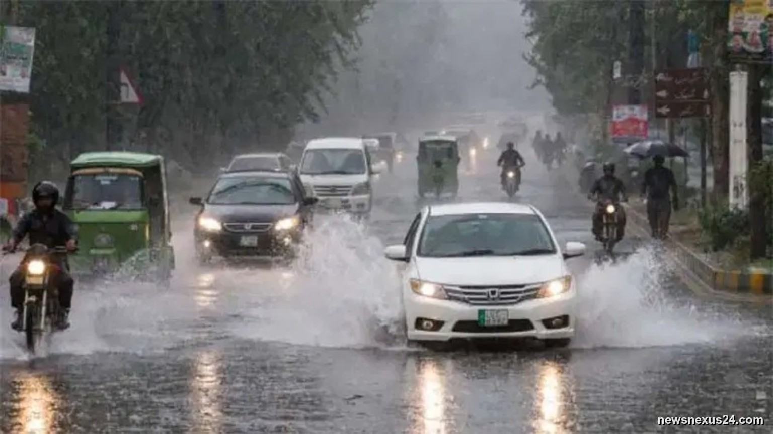 Rain Lashes Lahore, Floods Roads and Disrupts Power Supply