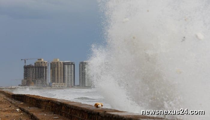 Cyclone Shakhti intensifies near Karachi; PMD warns 110km/h gusts