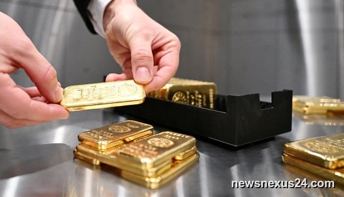 Govt restores gold import/export, revives 2013 rules