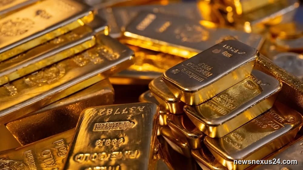 Gold dips Rs3,200 per tola in Pakistan as global rates slide