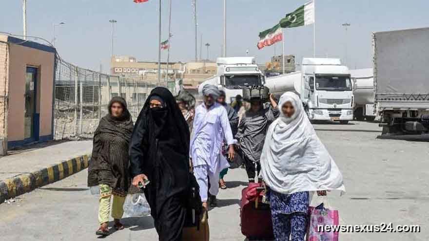 60 more Pakistanis return from Iran as tensions persist