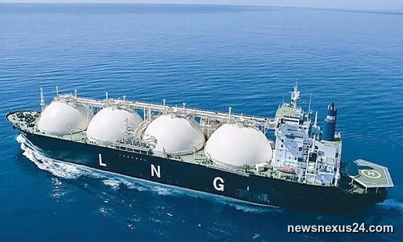 Pakistan returns to spot LNG market as summer fuel risks intensify