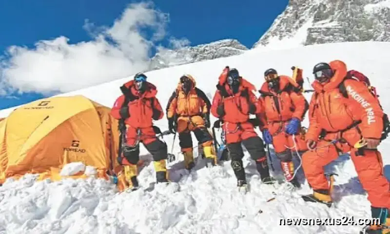 Broad Peak Rescue Intensifies as Seven Climbers Remain Missing