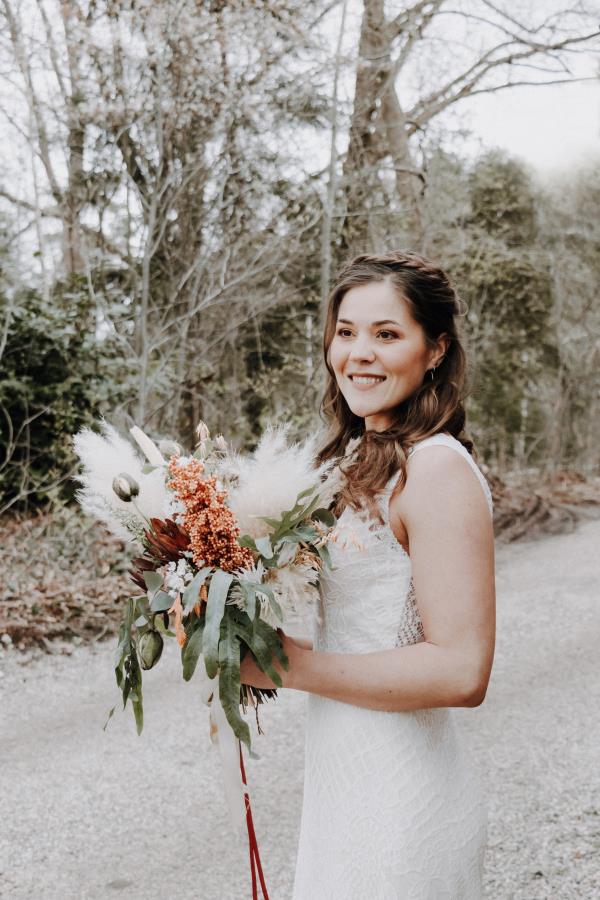 model: Alyt  ●  organisatie: Sunfield Academy  ●  bruidsjurk: Bruidsboetiek De Blauwe Hoeve  ●  bloemen: Floak  ●  haar en make-up: Be Beautiful Barneveld