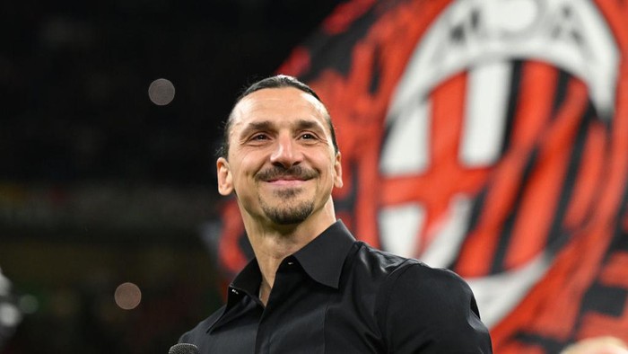 Info Main Bola Ibrahimovic Balik ke AC Milan, Pantau Latihan Tim