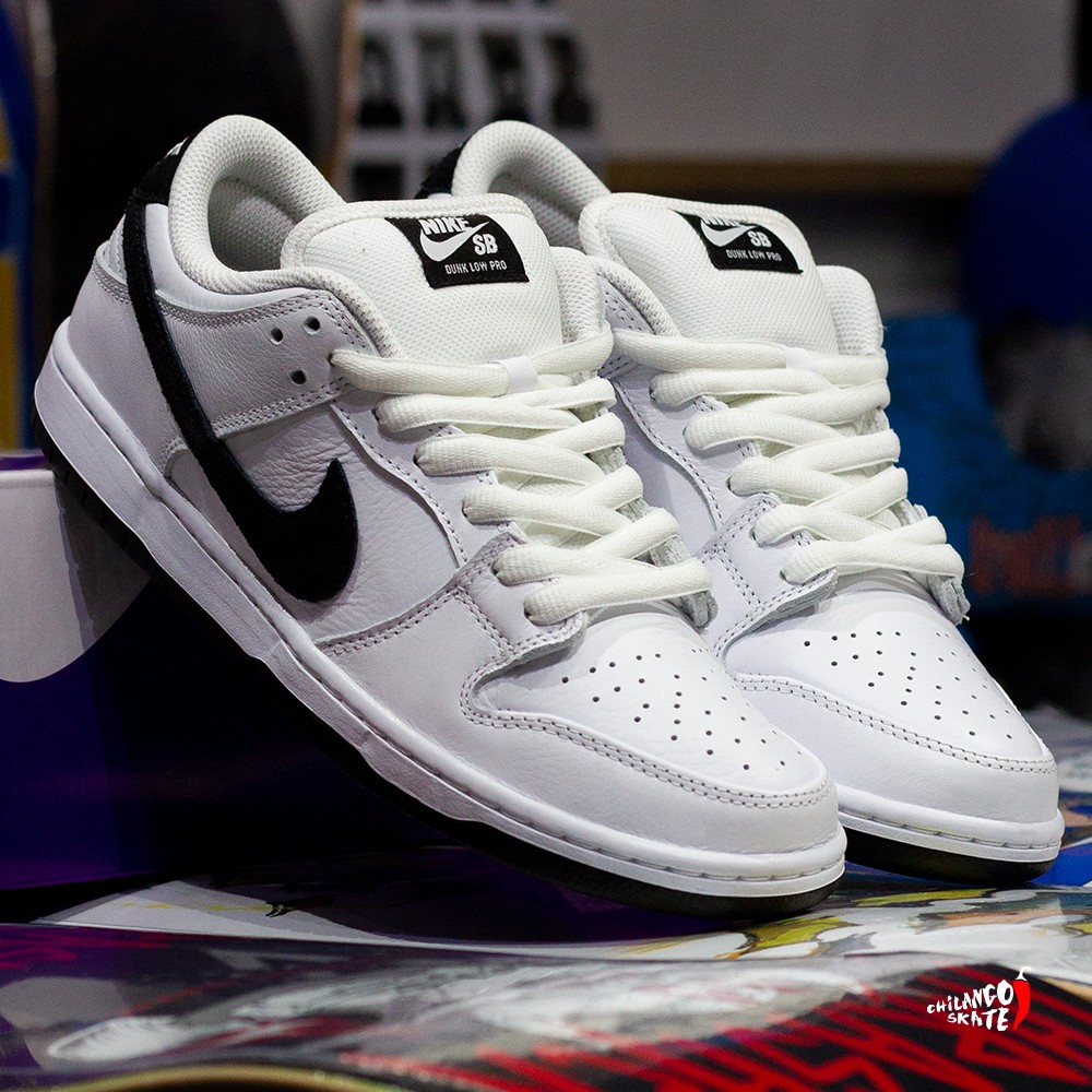 Nike SB Dunk Low Pro usado como referência visual do modelo publicado pela Centro Mega