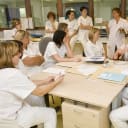 Les retours d'expérience mettent l'accent sur la constitution d'un groupe de travail pour faire évoluer les pratiques dans les maternités. (Astier/BSIP)