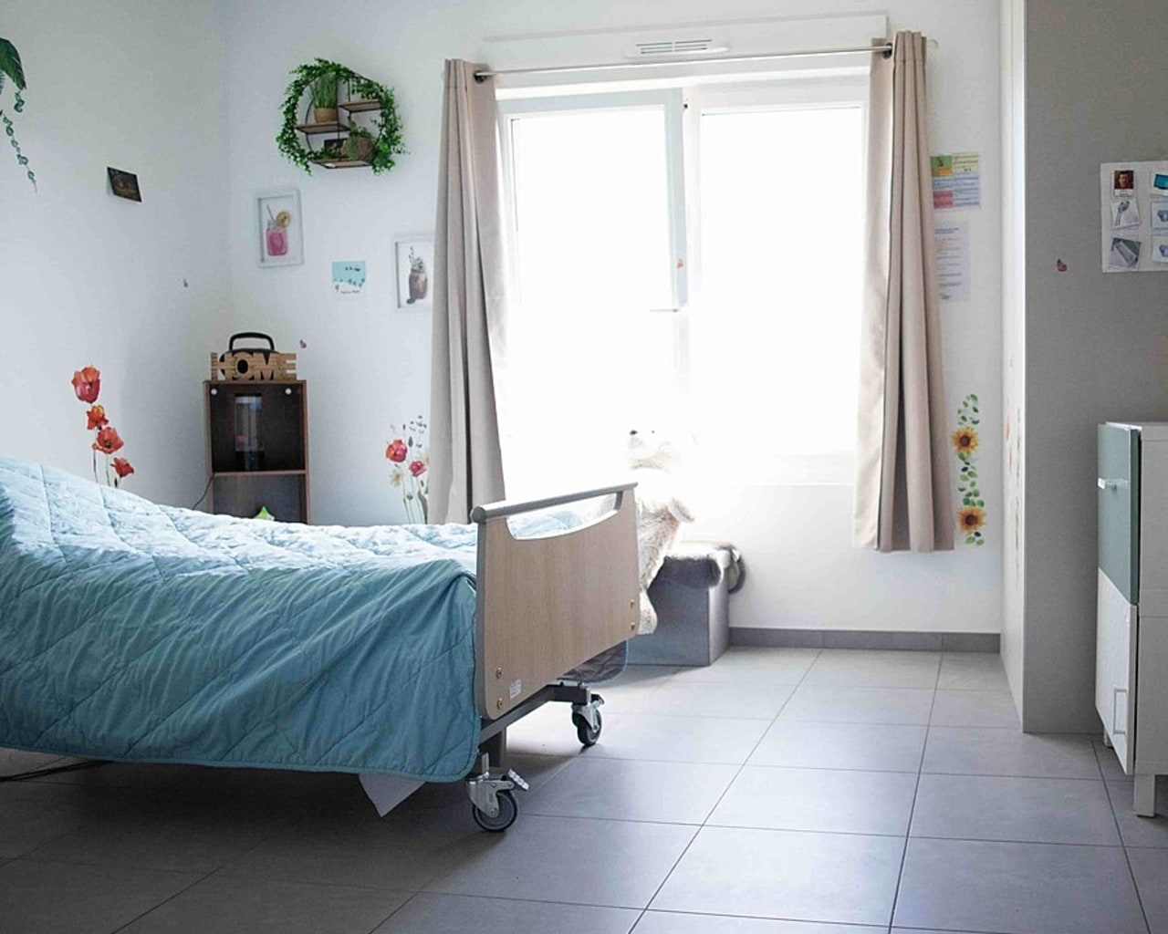 Les locaux hospitaliers et médico-sociaux doivent être adaptés pour protéger les patients, résidents et professionnels de la chaleur. (Lucie Morel/Hospimedia)