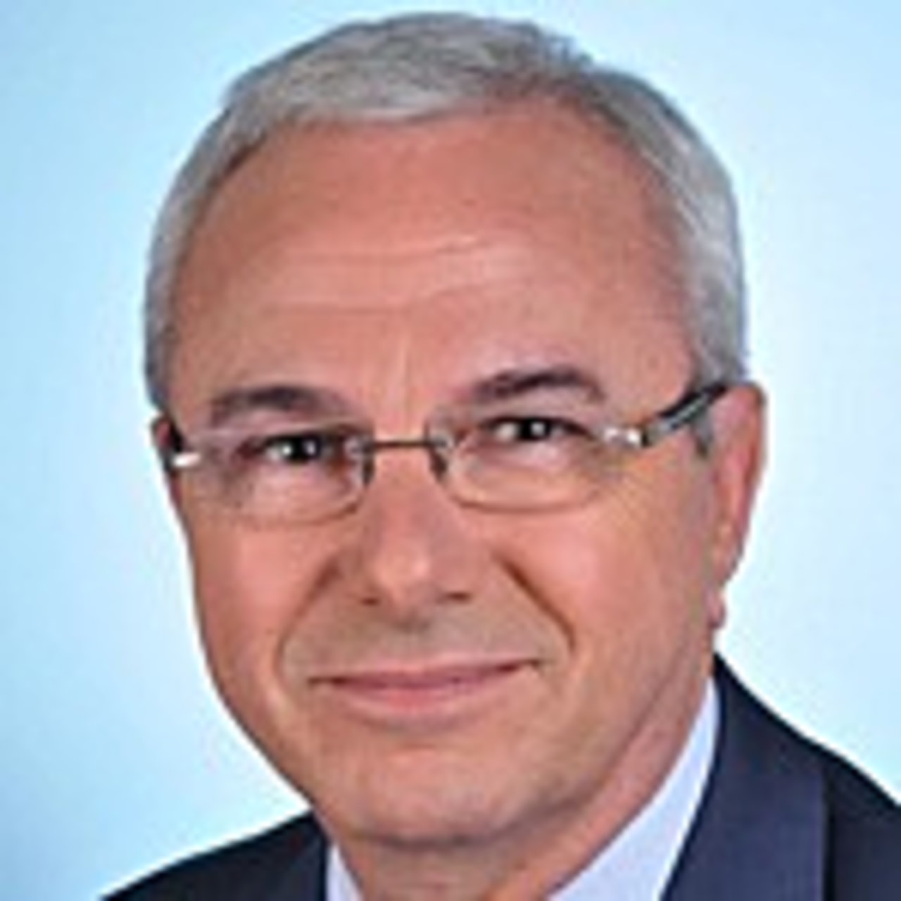 Jean Leonetti, président de la Fondation des usagers du système de santé