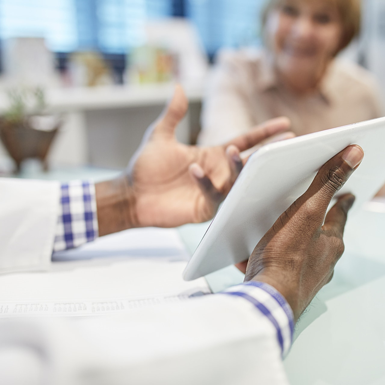 Il existe plusieurs voies pour le remboursement des dispositifs médicaux numériques. Choisir la plus performante est primordial. La HAS peut apporter son aide sur demande, gratuitement et de manière confidentielle, en amont de l'évaluation. (SPL/BSIP)