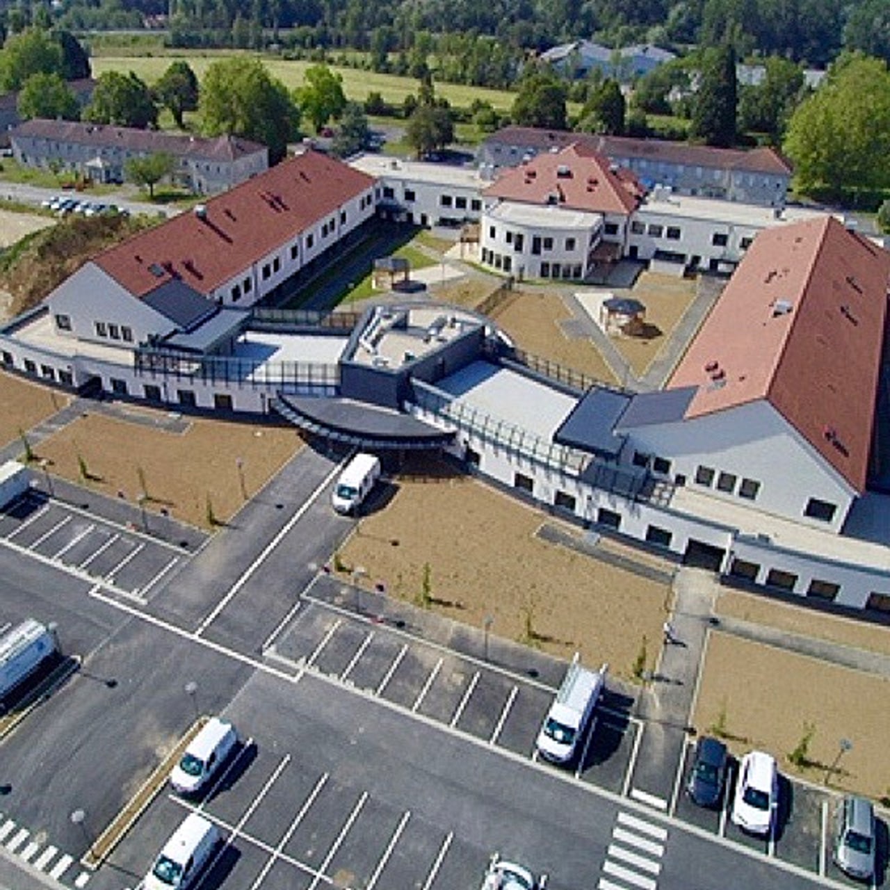 Le nouveau pôle de soins de Beauvais-Méru-Chaumont en Vexin de 6 211 m2 ouvre ses portes le 5 octobre. (EPSM de l'Oise).