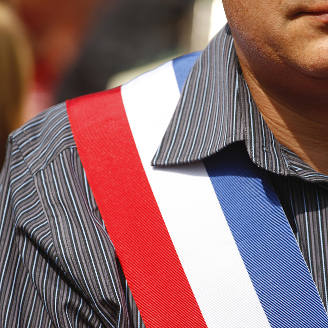 Les collectivités pourront financer les hôpitaux et cliniques.