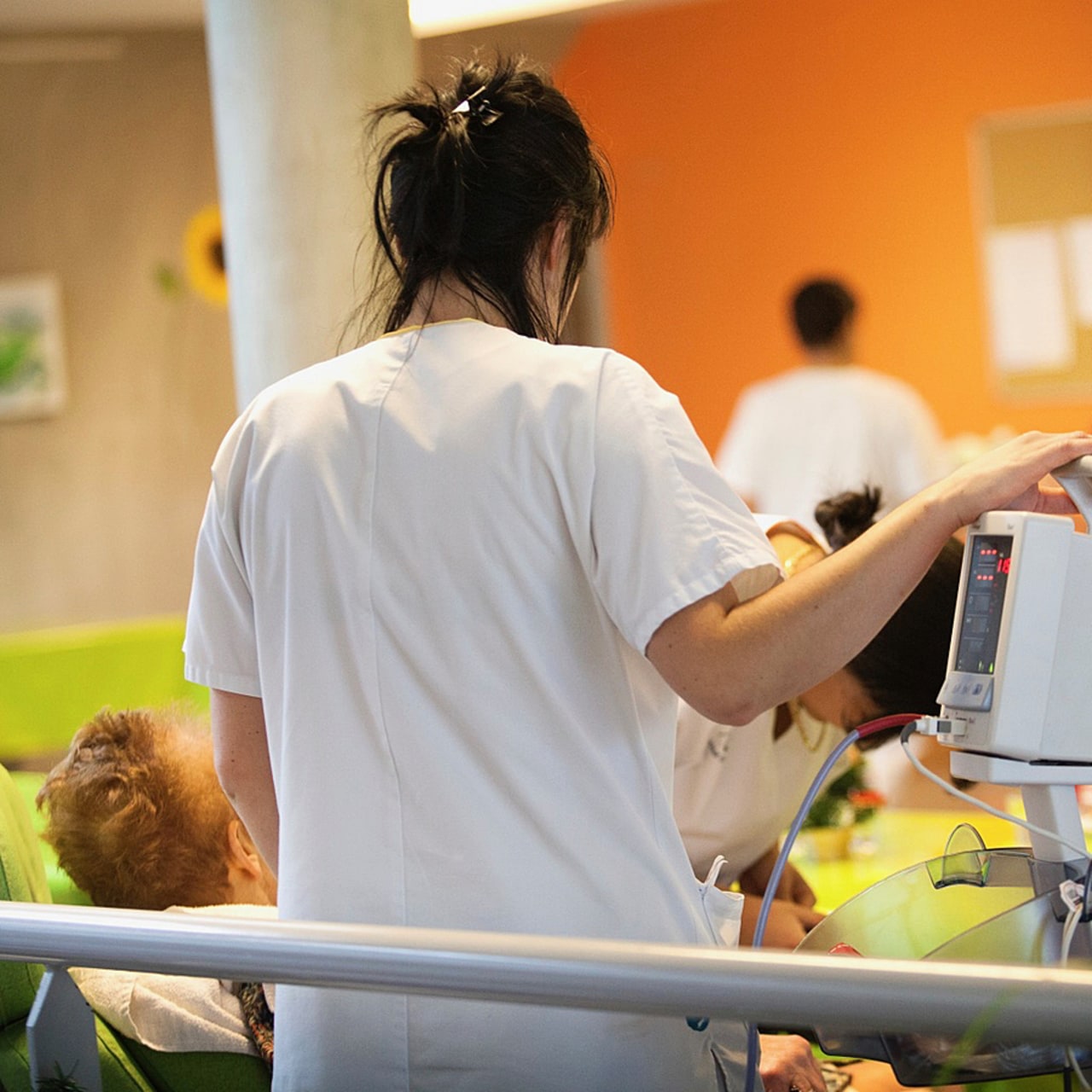 Olivier Véran s'est dit "très fier" de l'action des établissements d'HAD pendant la crise, réaffirmant sa confiance dans l'avenir et le développement de l'hospitalisation à domicile.